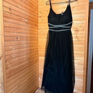 Elegant Black Evening Dress
